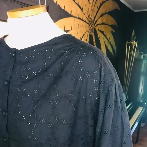 Free People Floral Eyelet Stars Align Blouse....Size M NWT - Picture 7 of 13